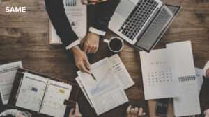 caracteristicas-basicas-de-la-administracion-de-empresas-guia-fundamental