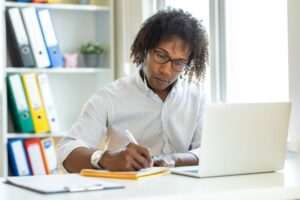 como-redactar-una-carta-de-disculpas-a-un-cliente-guia-practica
