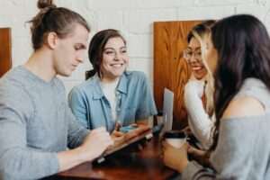 expectativas-personales-vs-mundo-laboral-como-se-alinean