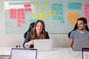 funciones-clave-de-un-oficial-de-gestion-y-servicios-comunes-roles-y-responsabilidades