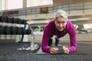 menopausia-y-deporte-la-importancia-de-entrenar-de-forma-regular