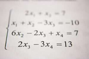 cuales-son-las-diferentes-clases-de-ecuaciones