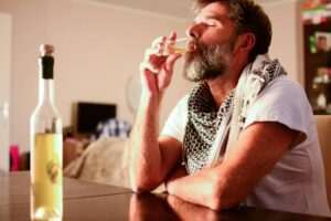 como-dejar-de-tomar-sin-que-nadie-se-de-cuenta-remedios-efectivos