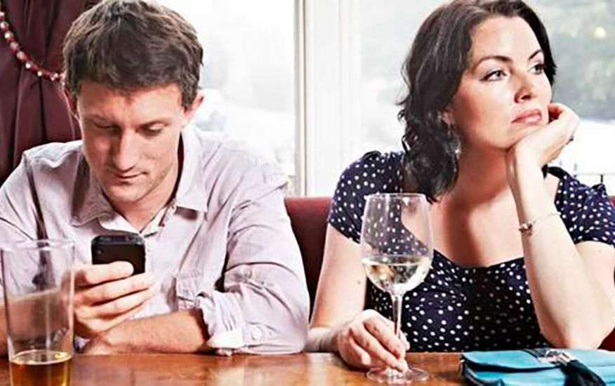 La Falta De Comunicacion Entre Jovenes Y Adultos diariomurcia.com