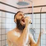 Los sorprendentes beneficios de bañarse con agua fría que debes conocer