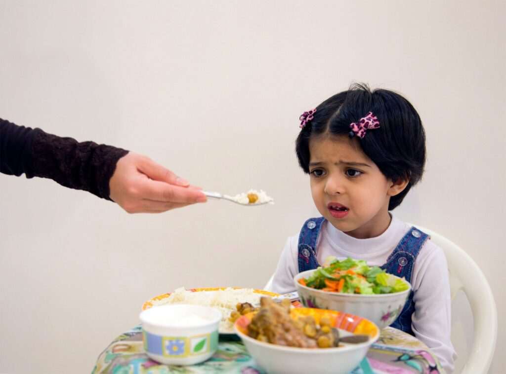 que-hacer-si-mi-hijo-muestra-comportamientos-adictivos-hacia-la-comida