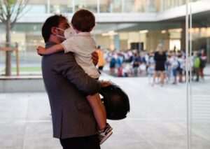 que-hacer-si-mi-hijo-se-muestra-indiferente-hacia-la-escuela